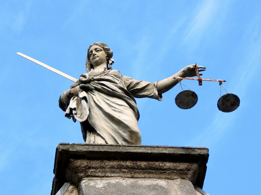 justice, statue, dublin-626461.jpg
